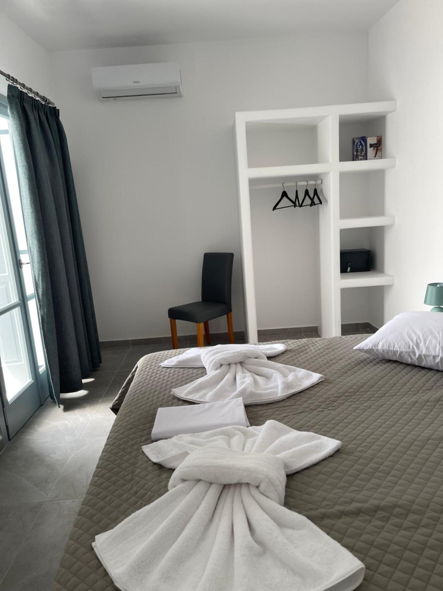 Apartment Tarelis &
